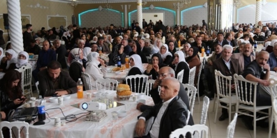 Van ve Bitlis’te startı verilen halk buluşmaları sürüyor