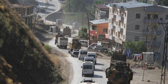 DEM Parti Hakkari’de 4 bin 799 seçmenin kaydırıldığını tespit etti