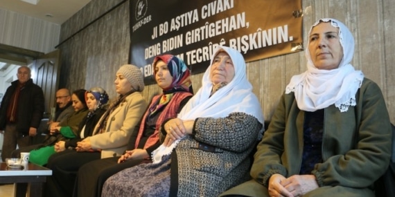 Van’da başlatılan ‘Adalet Nöbeti’: Yıllardır kor ateşin içindeyiz