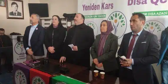 Kars’ta DEM Parti’ye Valilik engeli