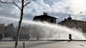 Van'da Newroz sonrası yapılan yürüyüşe polis müdahalesi - Newroz mudahale3