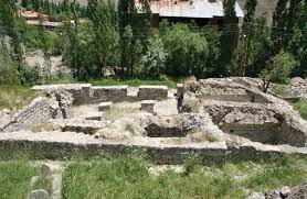 Hakkari’de gezilecek yerler - Zeynel Bey Medresesi