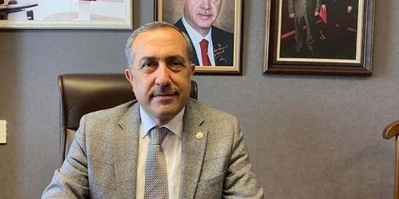 AKP’li Arvas günler sonra ortaya çıkıt. Özür dileme yerine halkı ‘vandallıkla’ suçladı