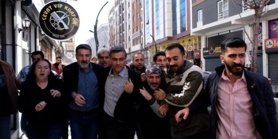 Abdullah Zeydan Serhat News’e konuştu: AKP Adayı hangi yüzle gidip o koltuğa oturacak