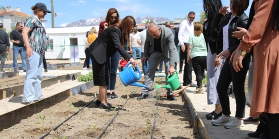 Van’da ilk Kent Bostanı açıldı: Geliri çalışan mahalleli kadınlara kalacak