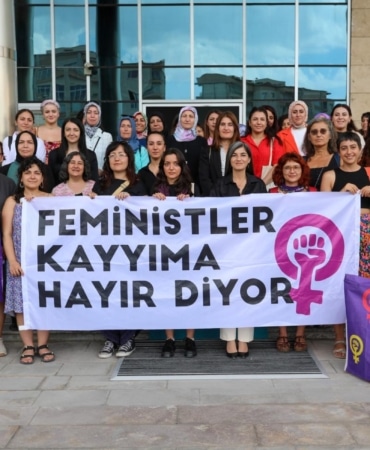 Feminist kadınlar