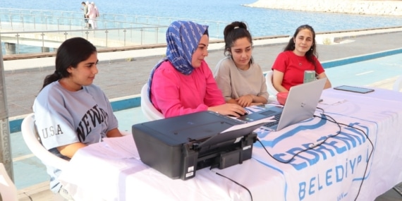 Edremit Belediyesi’nden üniversite heyecanı yaşayan adaylara bir hizmet daha