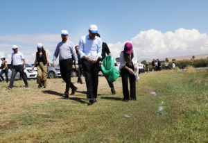 Büyükşehir Belediye Eşbaşkanları Van Gölünde kürek çekti - IMG 20240918 WA0044