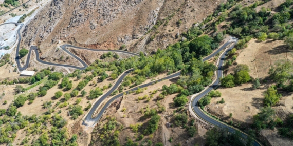 Van’da 9. ‘Gezegen’e 6,5 kilometre asfalt döşendi