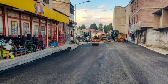 Çaldıran kırk yıldır almadığı hizmeti alıyor