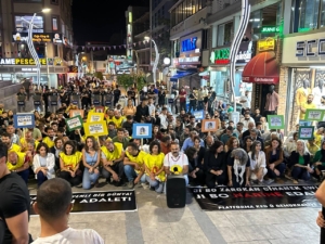 Video-Vanlılar sokağa çıkarak Narin için adalet istedi - van aciklama