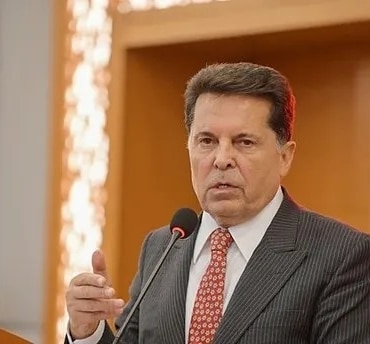 ahmet özer