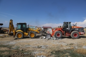 Van’da ‘Kaçak Yapılar’ın yıkımı başladı - kacak yapilar 5