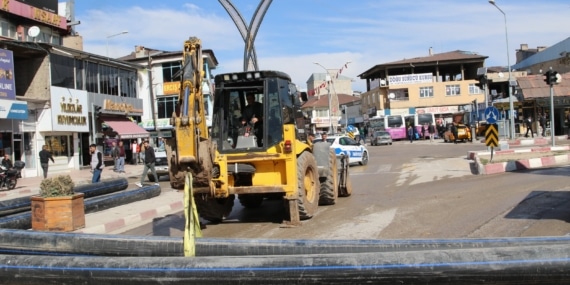 VASKİ bu kez Erciş ilçesinin altyapısına el attı