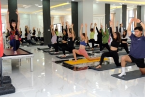 Vanlı kadınlar ücretsiz yoga ile ruhsal ve bedensel şifalanacaklar - yoga4