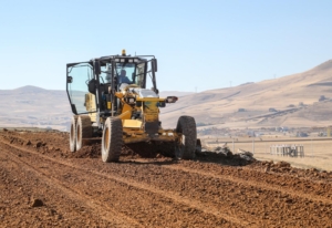 Belediye’den mahallenin çehresini değiştirecek yol çalışması başlatıldı - yol3