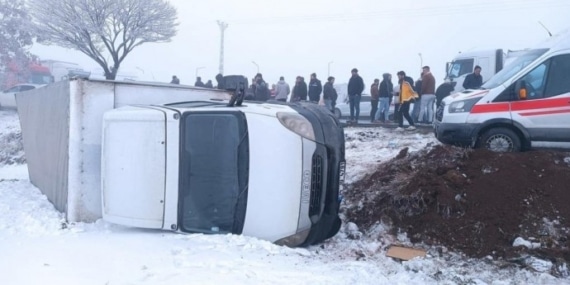 23 aracın karıştığı kazada 31 kişi yaralandı