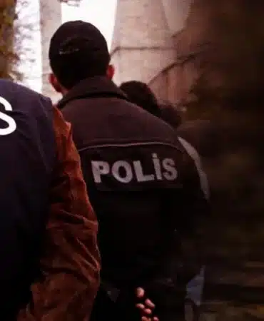 Depoda görevli polis el bombası ve mermi satmış