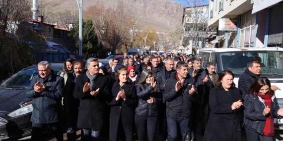 Eşbaşkan Şedal ve Zeydan Bahçesaray’da nöbet eyleminde